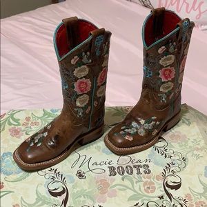 Macie Bean girls boots